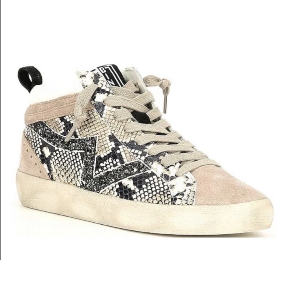 Gianni Bini snakeskin animal print high top suede glitter sneakers 6